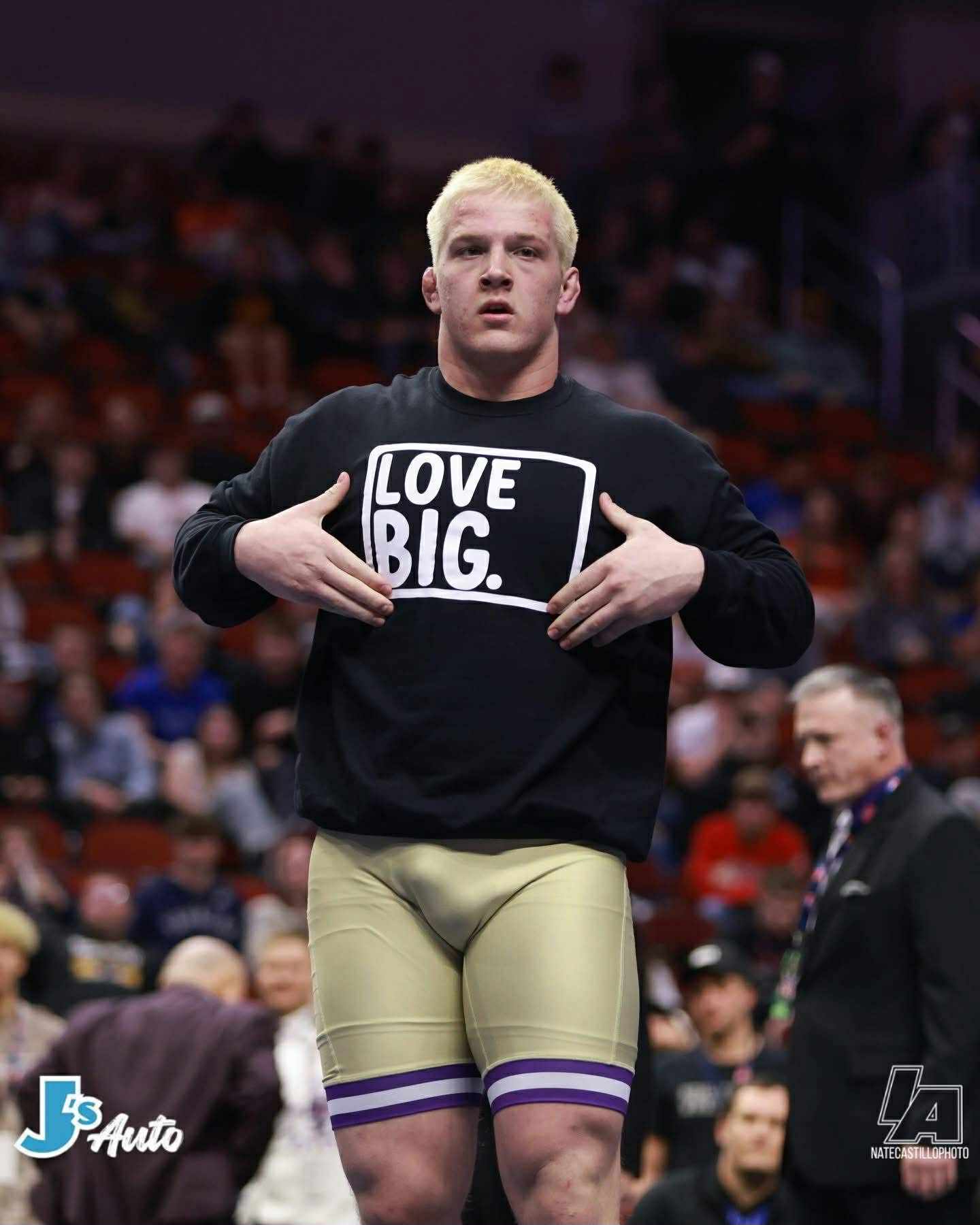 Love Big- T-Shirt